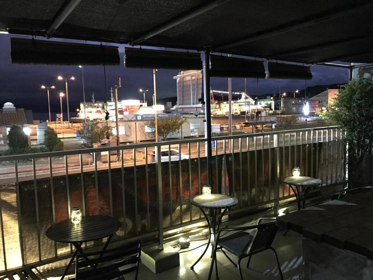 Uno Port Inn Tamana Екстериор снимка